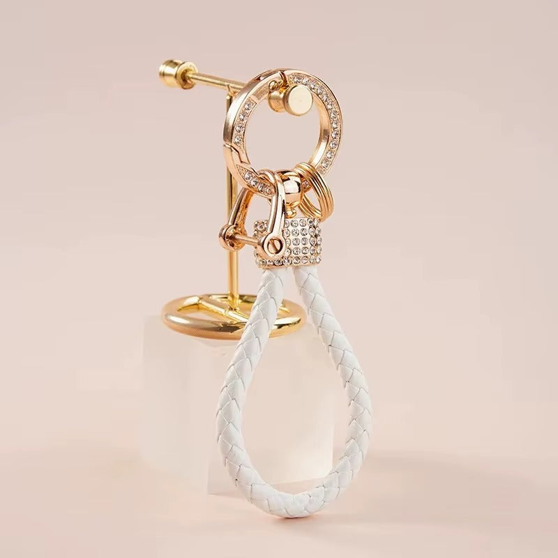 Chaveiro Trançado com Argola Strass
