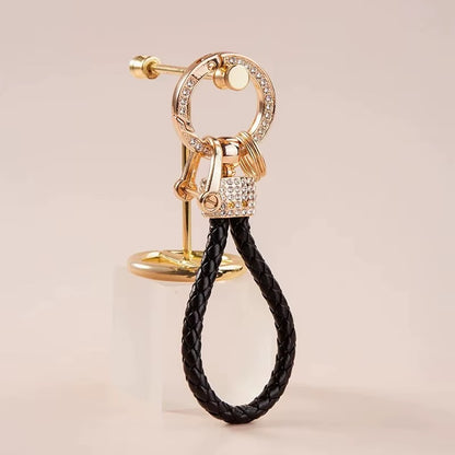 Chaveiro Trançado com Argola Strass